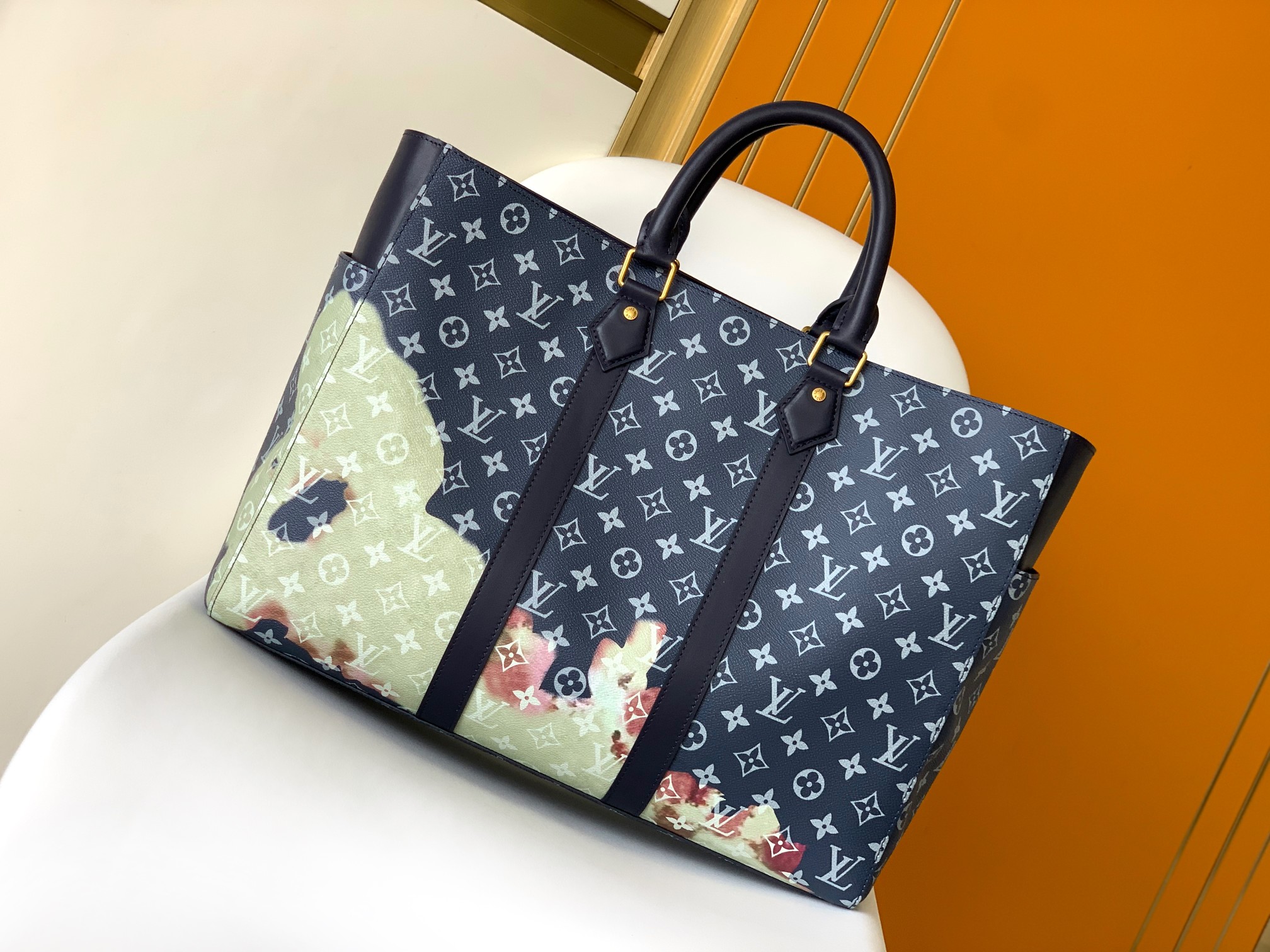 Louis Vuitton Shopping Bags